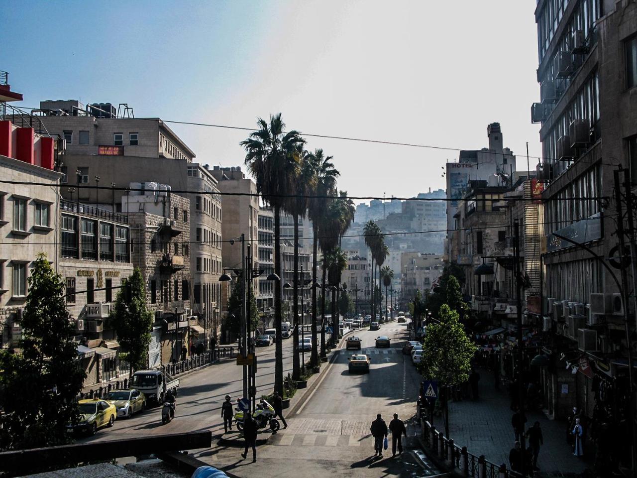 Cliff Hostel Amman Exterior photo